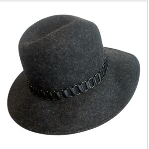 Aldo Gray Wool Felt Fedora Style Hat with Metal Link Band NEW